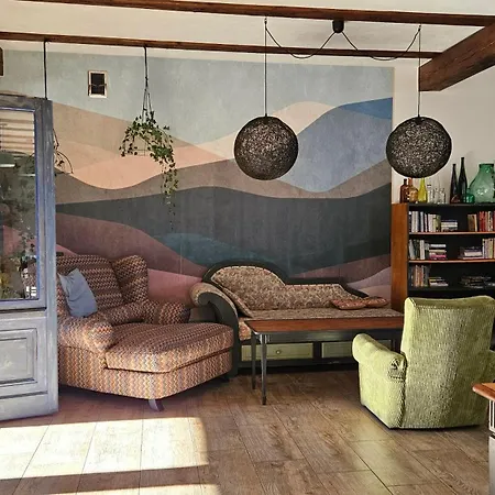 Miodowka Farm stay *